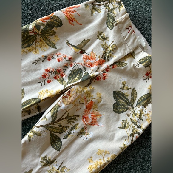 H&M Hummingbird Floral Chino Ankle Pants - Picture 7 of 7